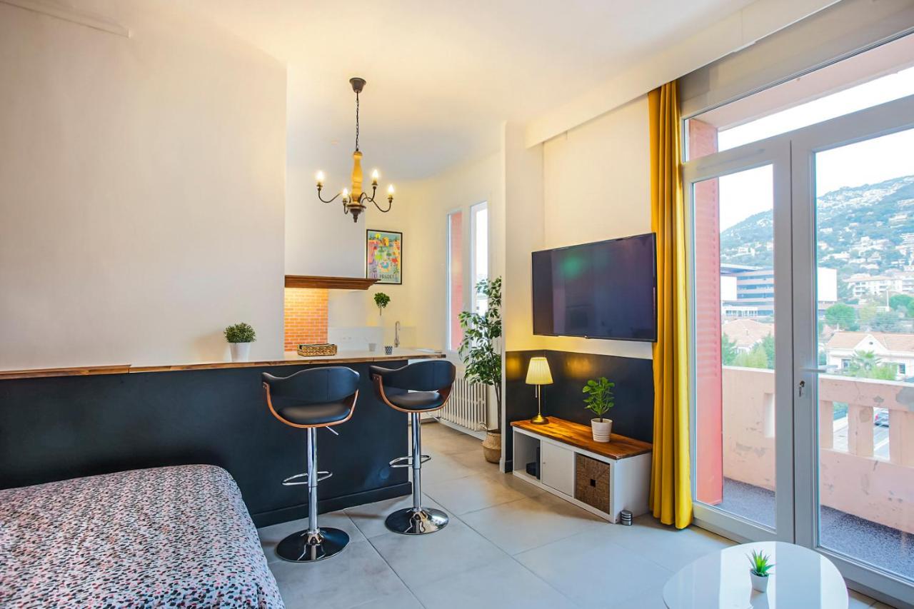 #3 Toulon Centre, Balcon, Lumineux, Stationnement Facile, Tout Confort Esterno foto